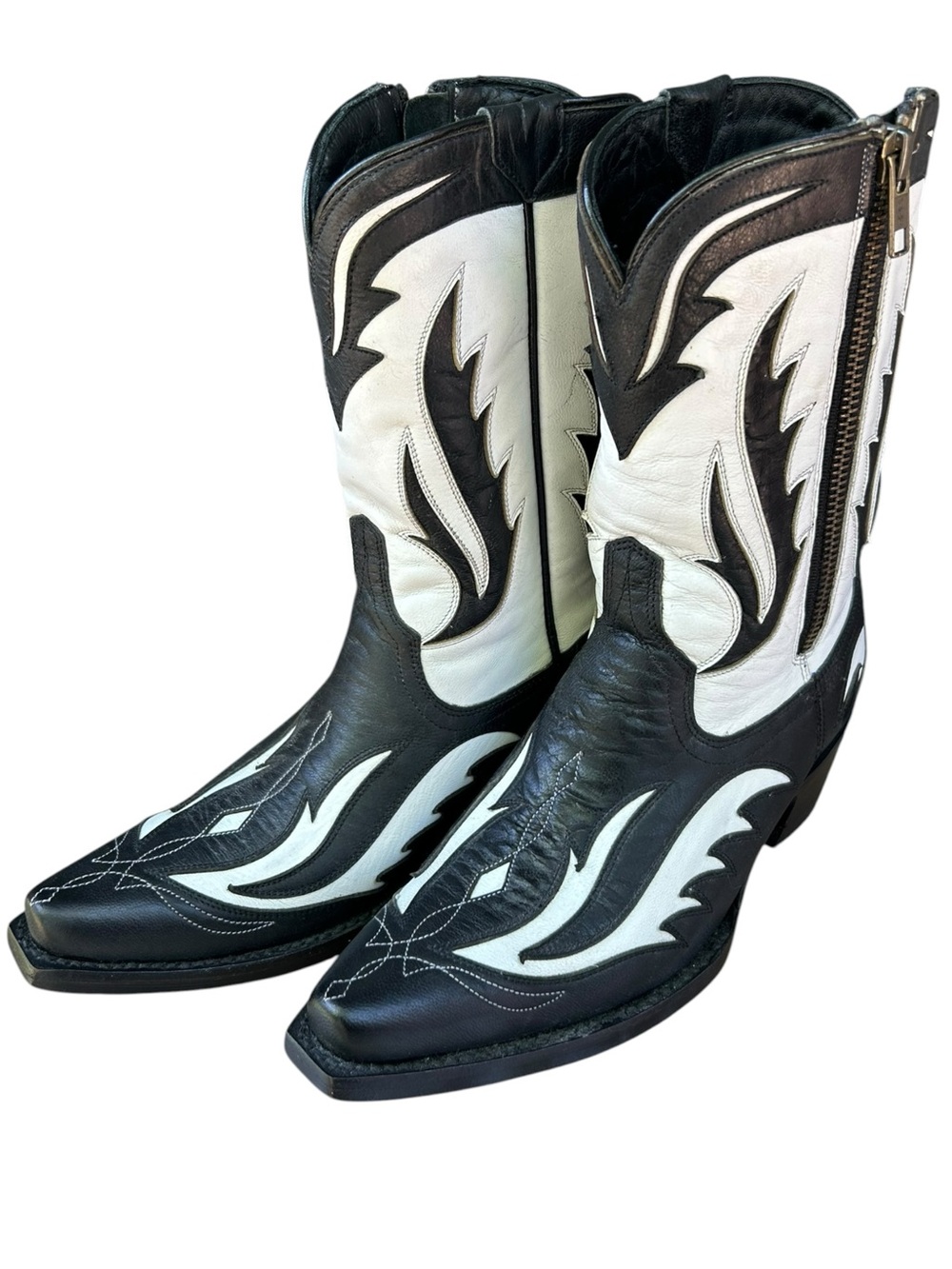 Azulado Black and White Cowboy‎ Boots Size 5